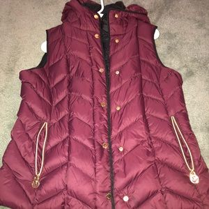 MK vest